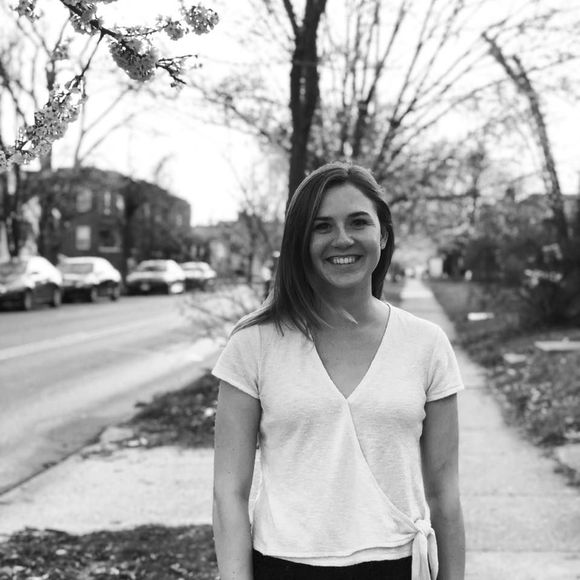 Meet your Posher, Allison - Picture 1 of 1